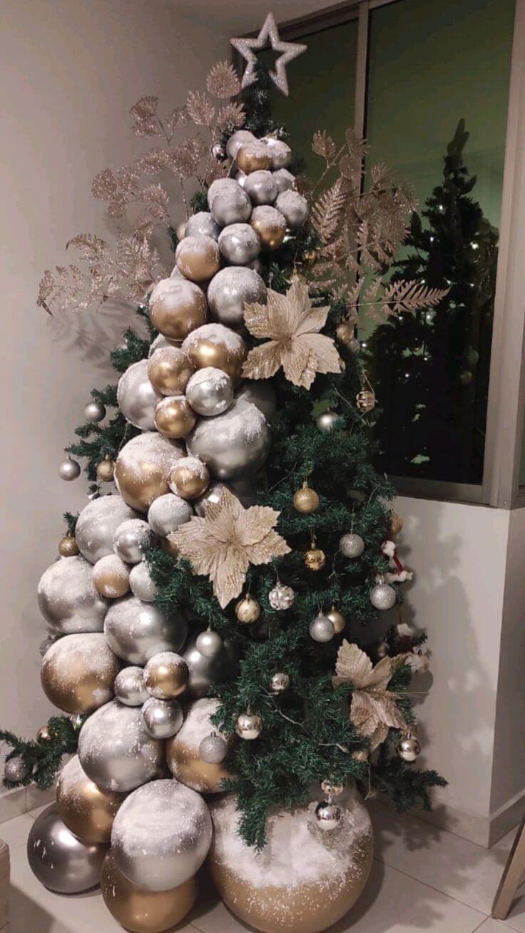 CÓMO DECORAR UN ÁRBOL DE NAVIDAD CON ESFERAS GIGANTES AQUÍ 16 IDEAS