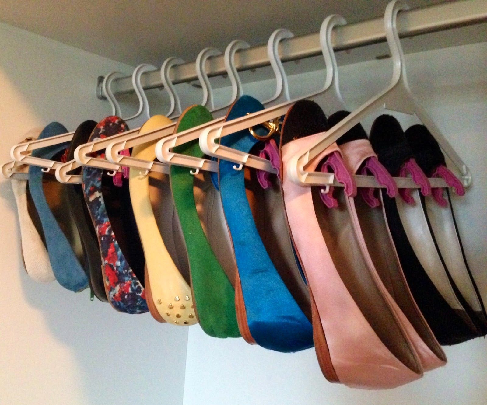 12 Sorprendentes usos de los ganchos de ropa en tu hogar