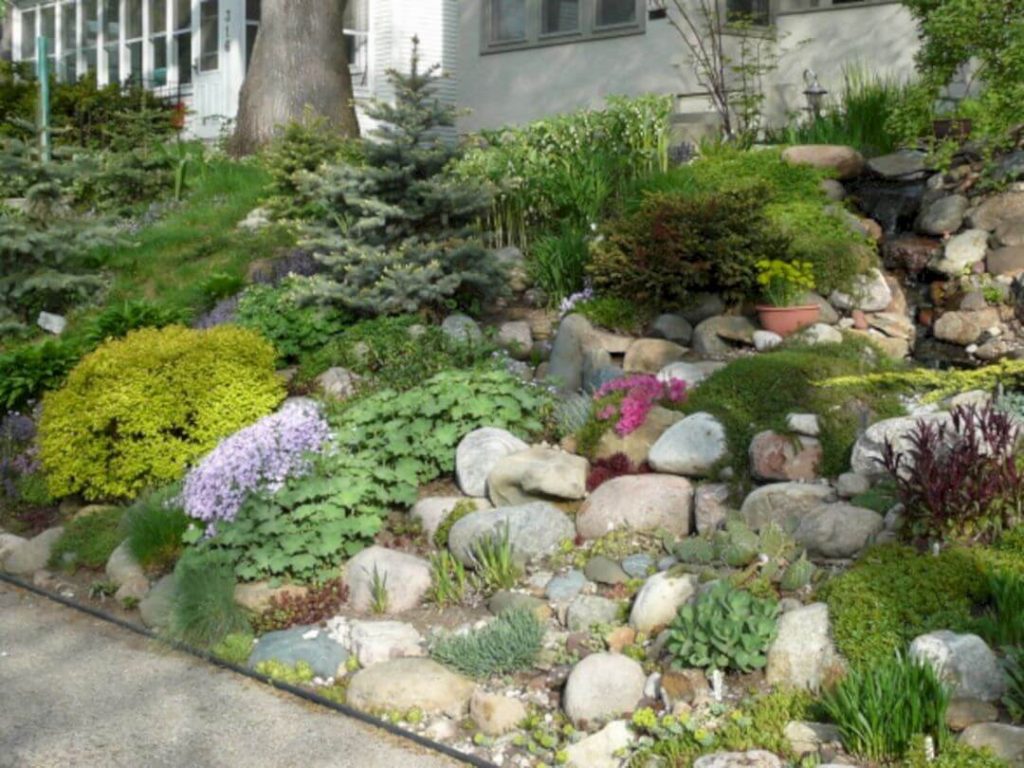 jardines hechos con rocas