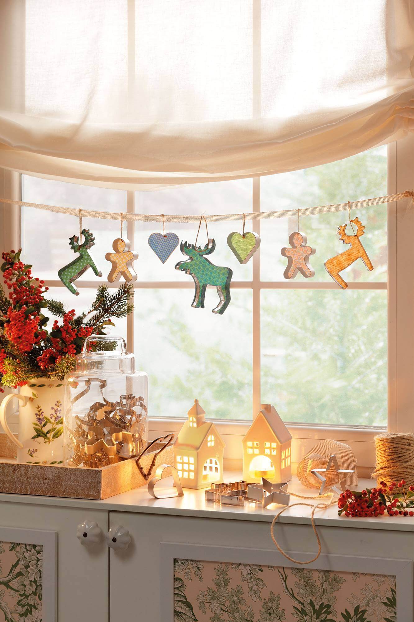 Aprende Con Éstas Ideas Cómo Decorar Tus Ventanas En Navidad