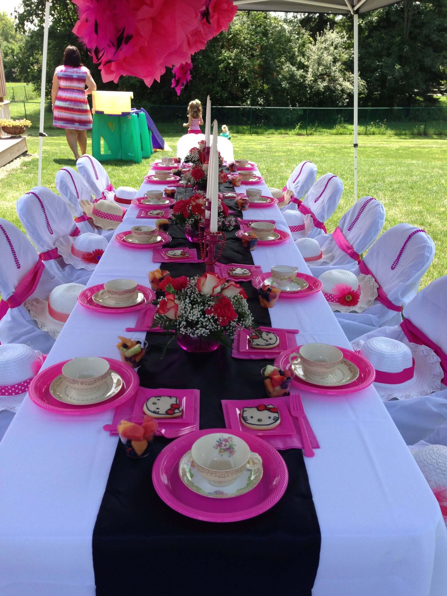 Ideas Para Decorar Una Fiesta Con Temática De Hello Kitty