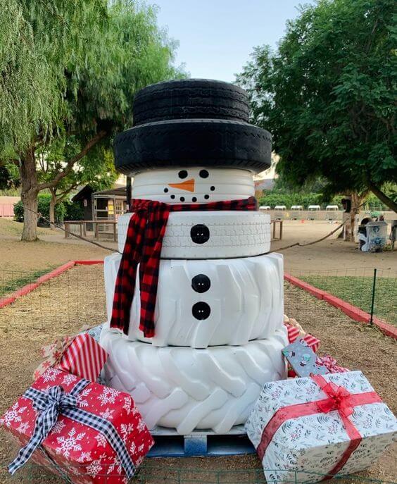 Muñecos De Nieve Con Reciclaje