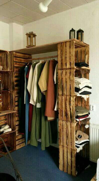 Closet Con Cajas De Madera Que Hará Tu Vida Más Fácil