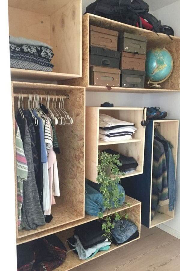 Closet Con Cajas De Madera Que Hará Tu Vida Más Fácil