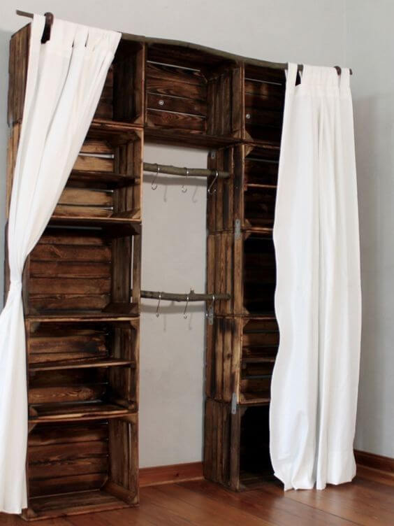 Closet Con Cajas De Madera Que Hará Tu Vida Más Fácil